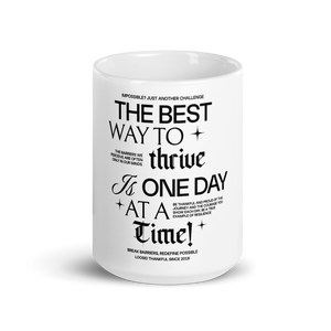 Be Thankful and Thrive White glossy mug